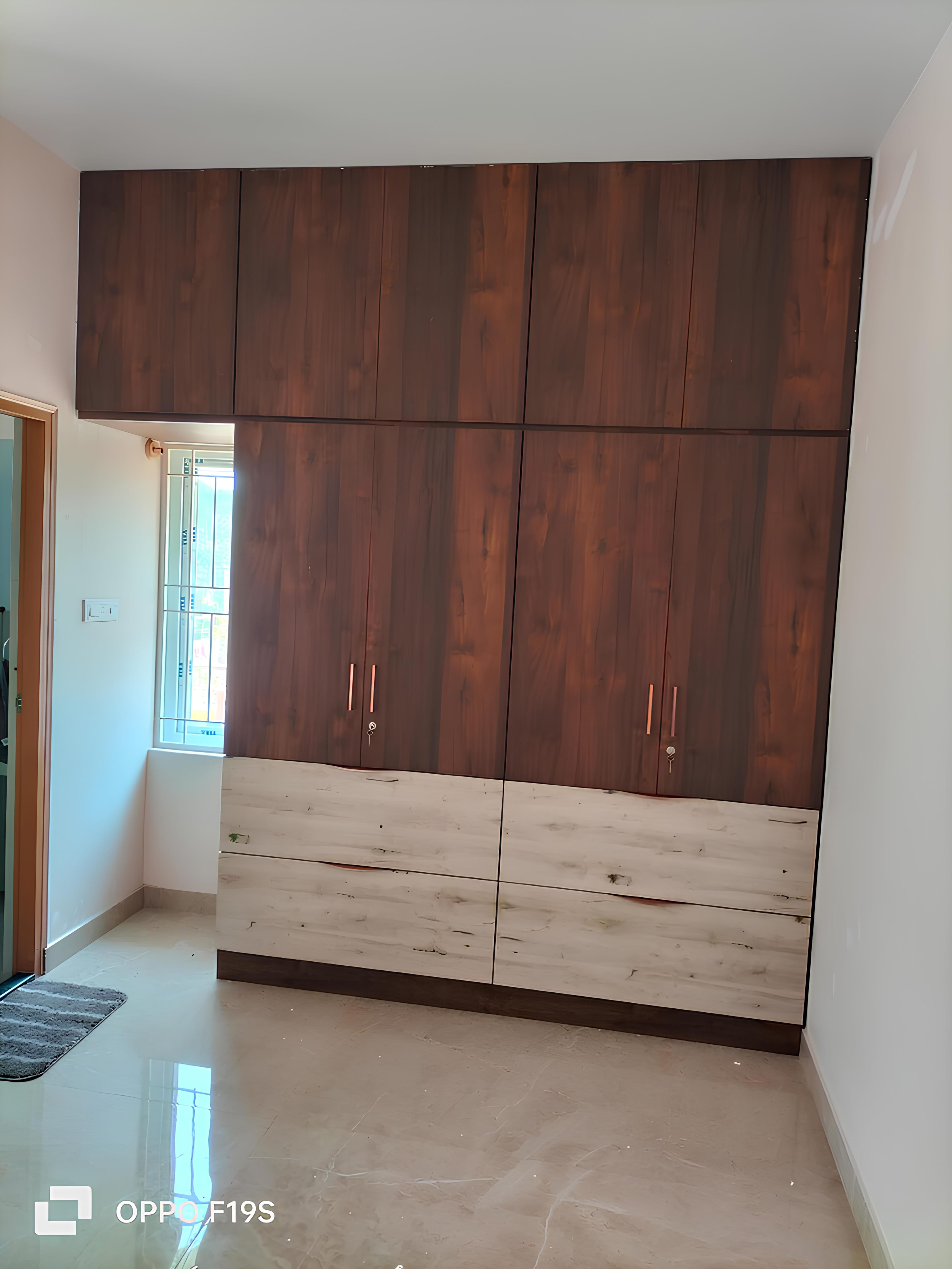 Closet 19-1