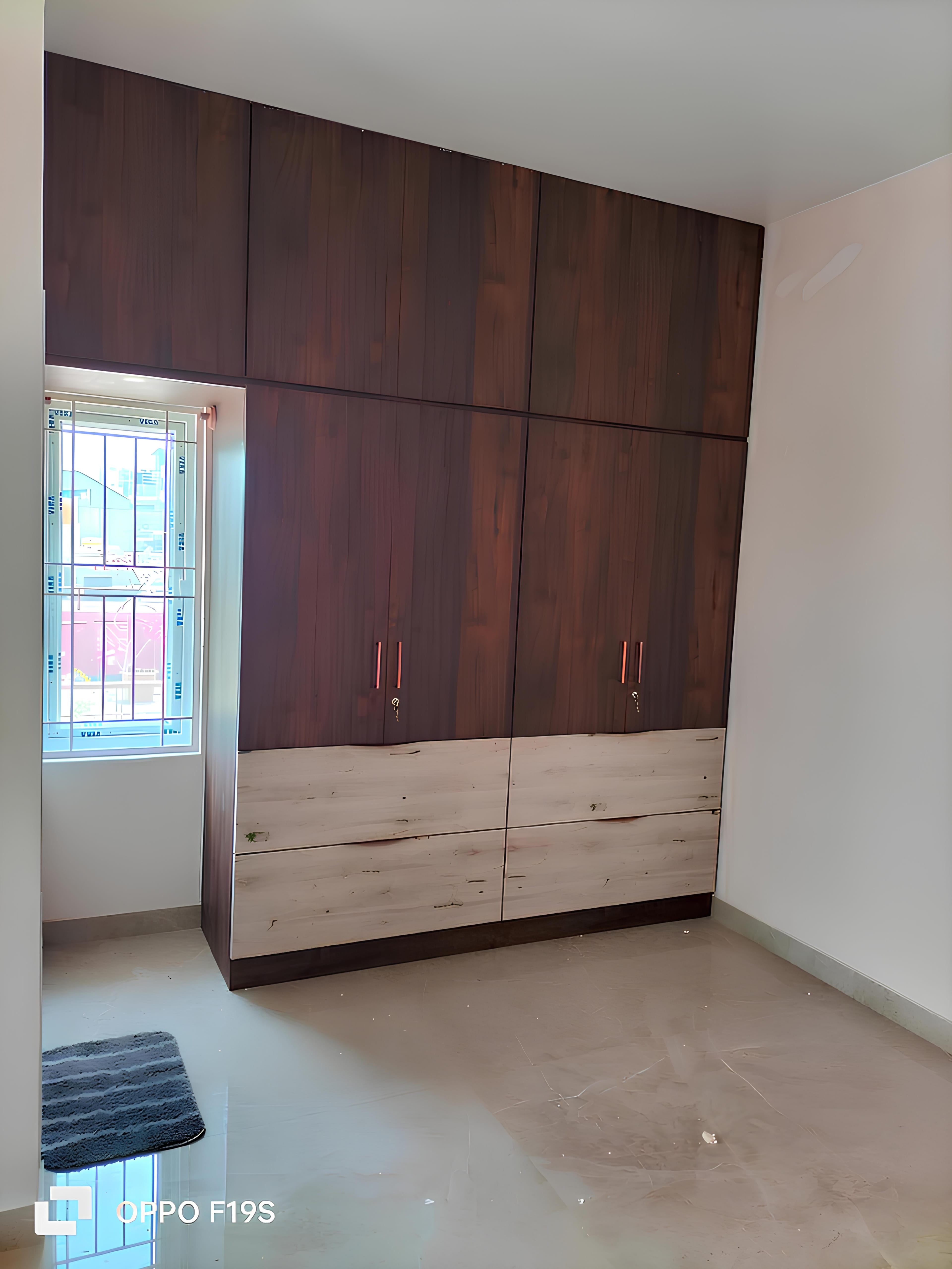 Closet 19