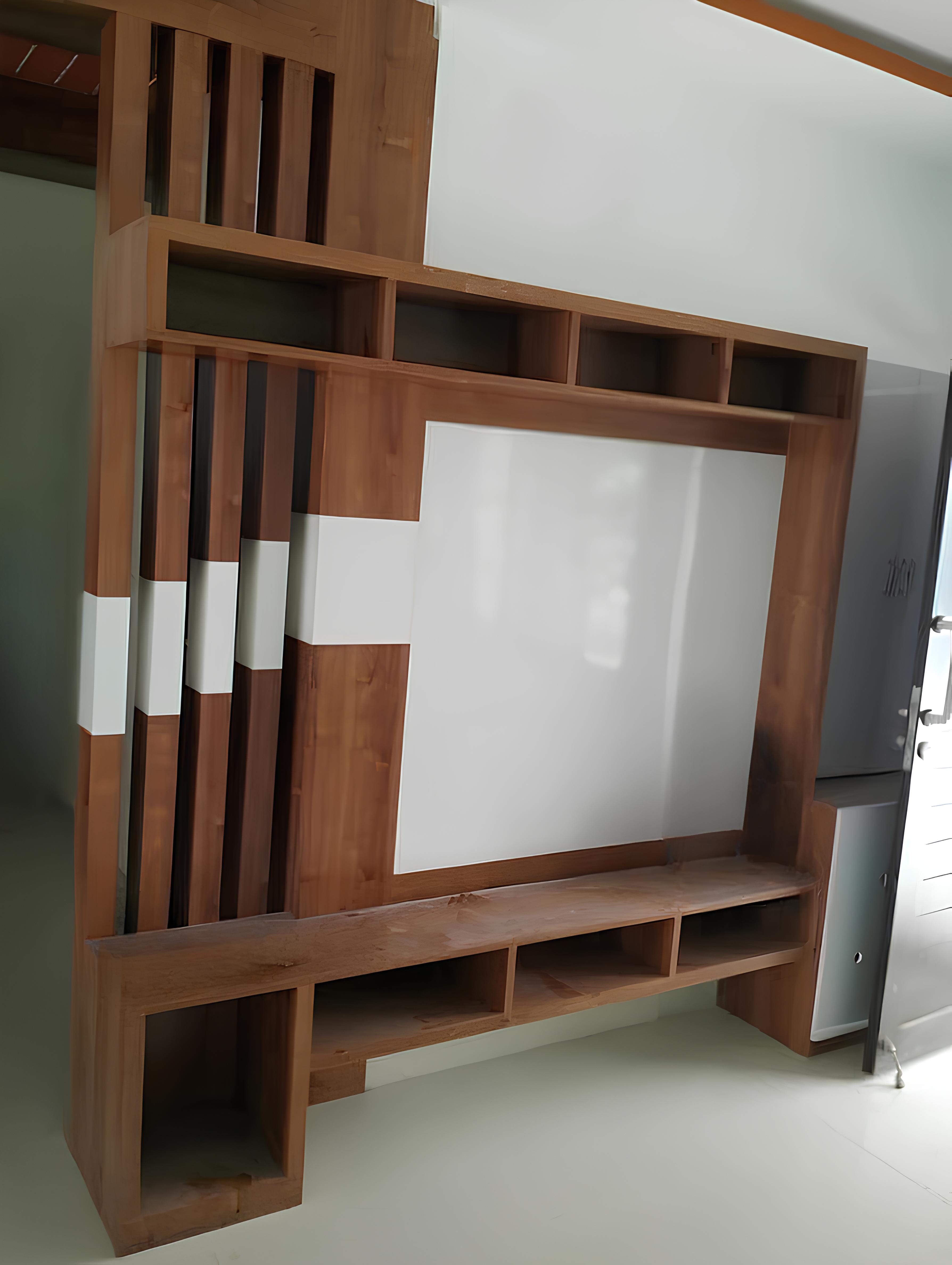 Woodwork 10