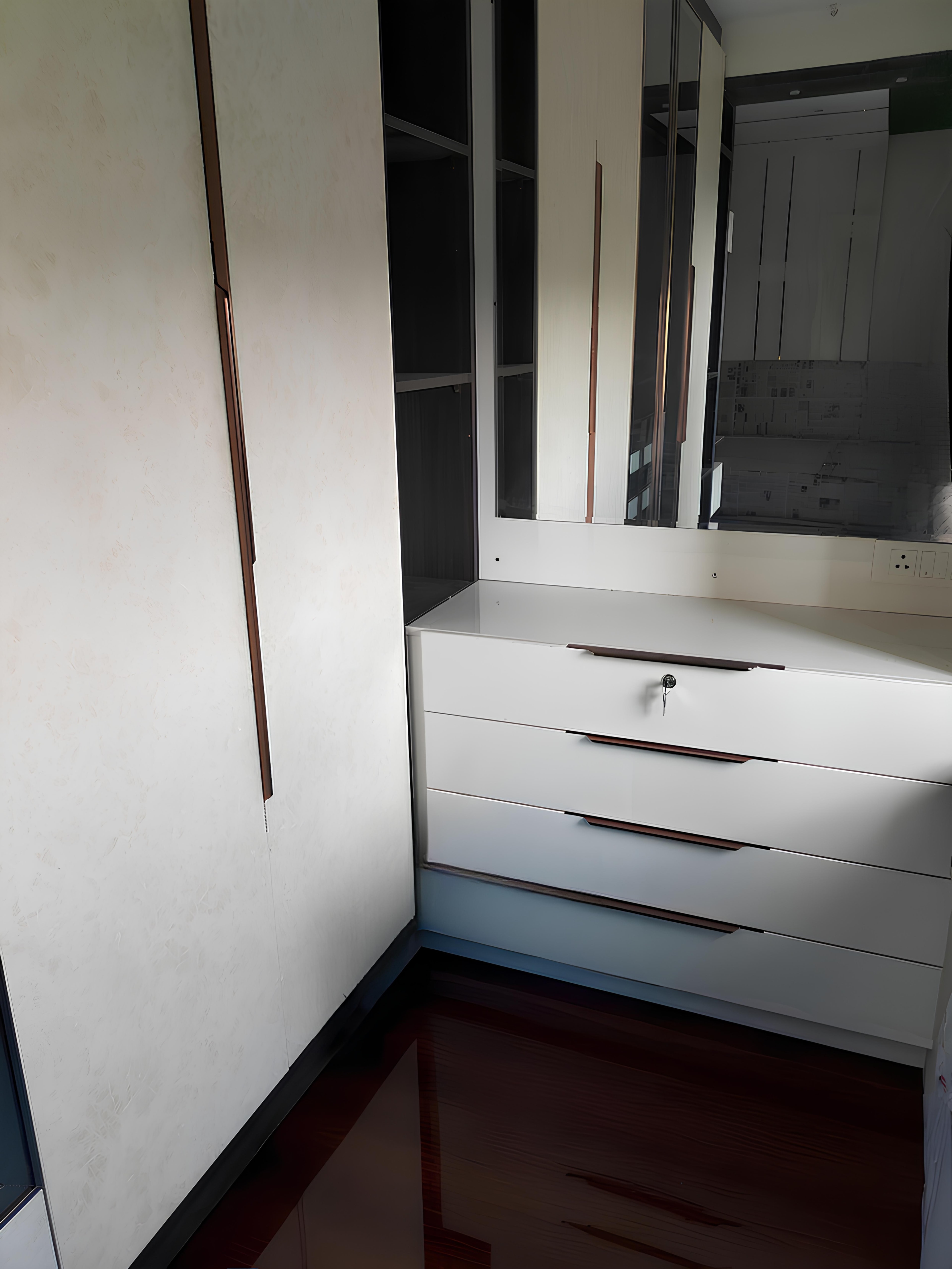 Closet 21